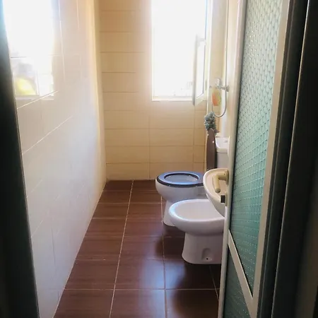 Too Cozzy Flat Апартаменты Тирана