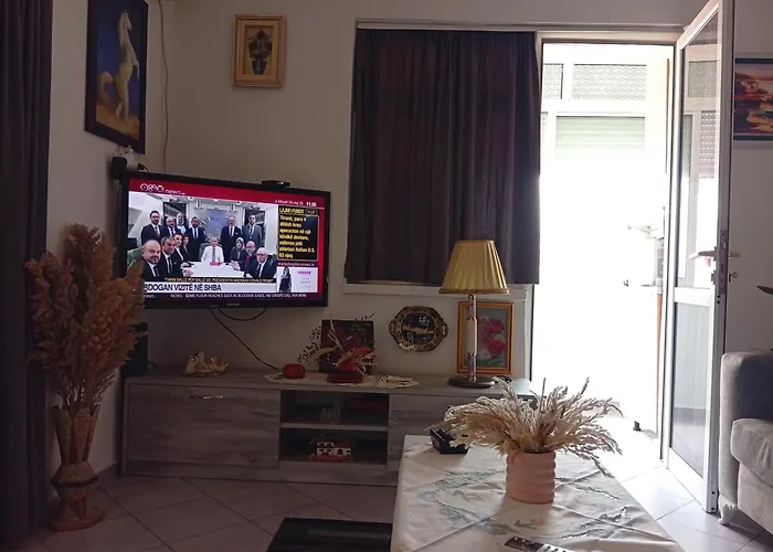 Too Cozzy Flat Tirana