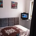 Cozzy Flat Apartment *