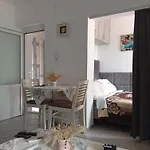 Cozzy Flat Apartment
